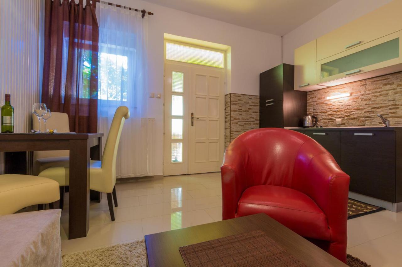 Branka Apartment Crikvenica Exterior foto