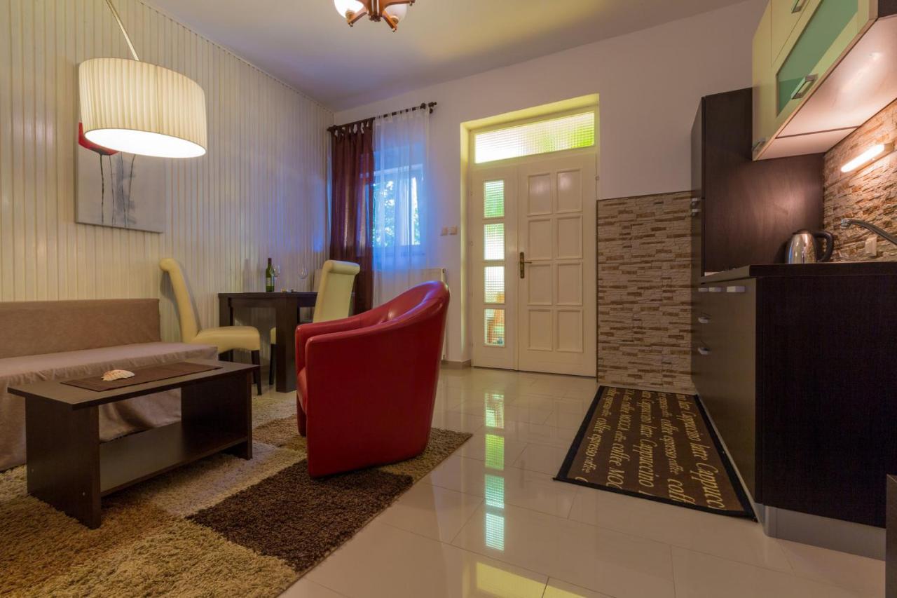 Branka Apartment Crikvenica Exterior foto